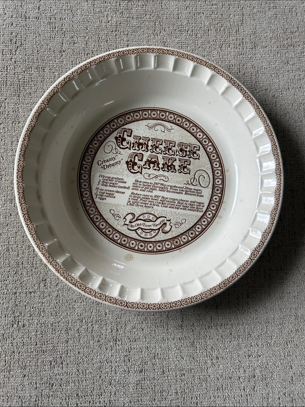1983 Royal China by Jeannette “Country Harvest” Cheesecake Recipe Pie Plate